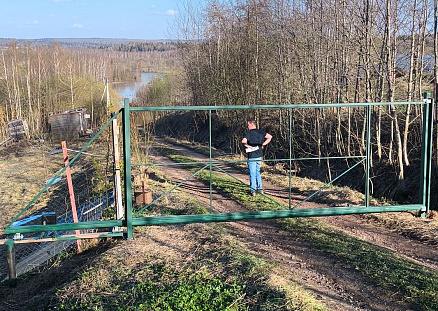 Откатные ворота без обшивки с автоматикой